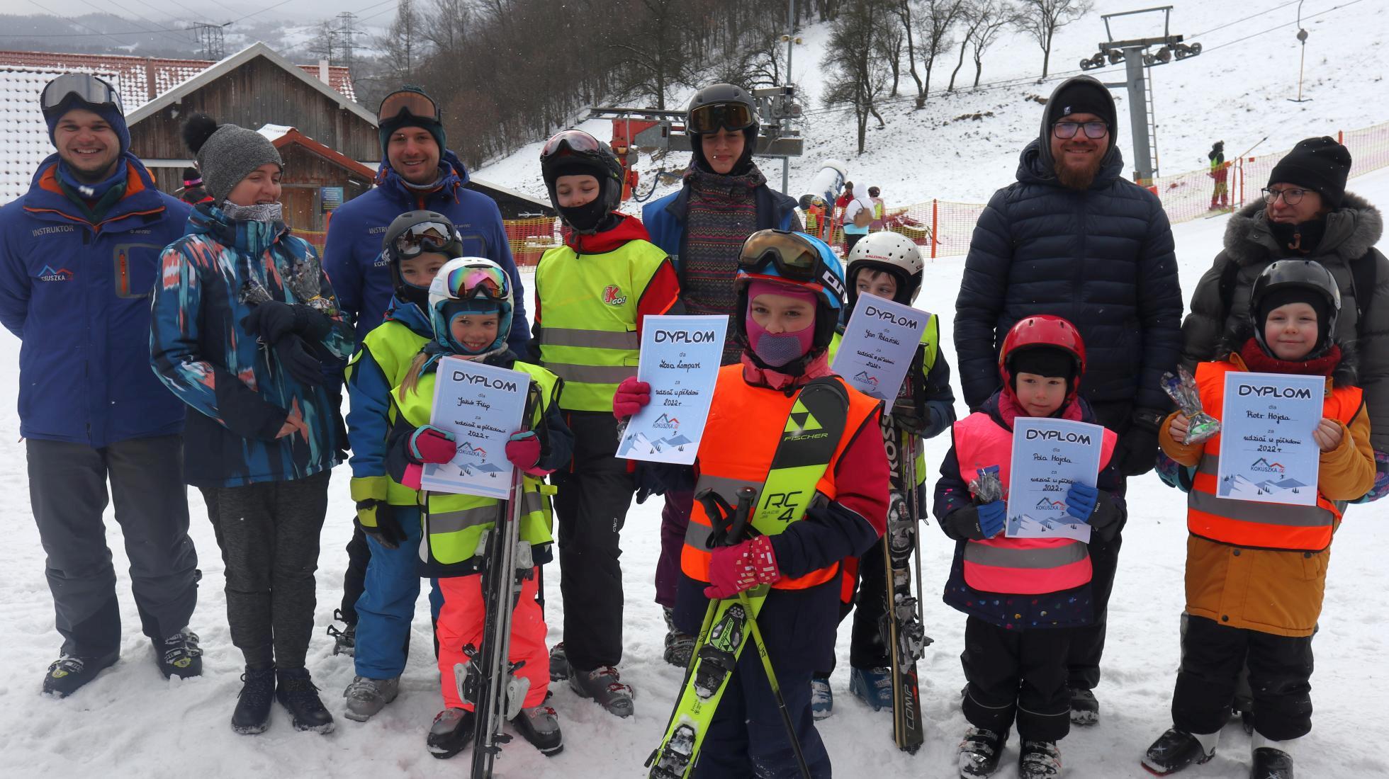I TURNUS ZA NAMI , Jazda na nartach, półkolonia zimowa, zimowisko 2022, Kokuszka-Ski.pl - narty, snowboard, wyciąg, stok narciarski, noclegi, imprezy, kuchnia, Piwniczna, Rytro, Krynica, Żegiestów, Stary Sącz, Nowy Sącz